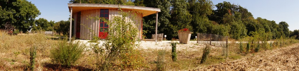 La hutte à pain : espace de vente des produits de la ferme : pains et farines notamment